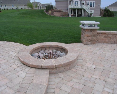 Built-in Outdoor Fire Pit New Berlin, WI
